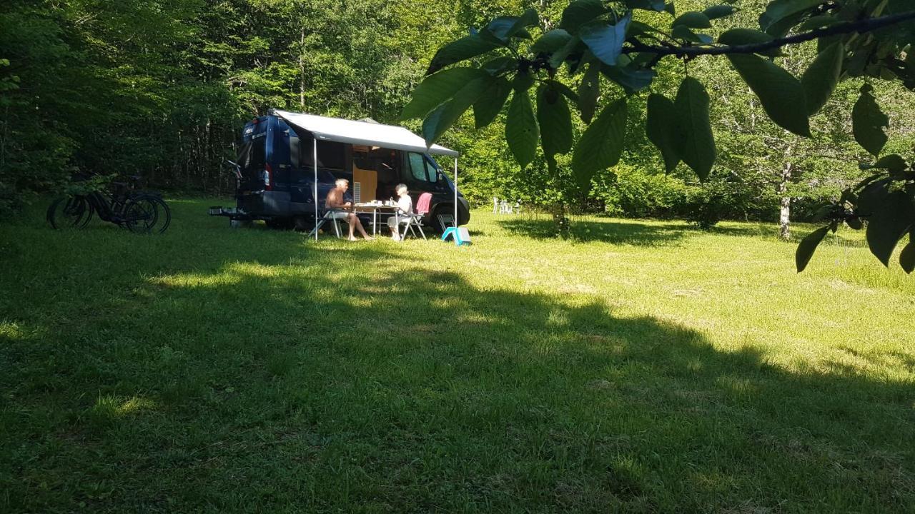 Immaculate shepherdshut in Sougeres-en-Puisaye Buitenkant foto